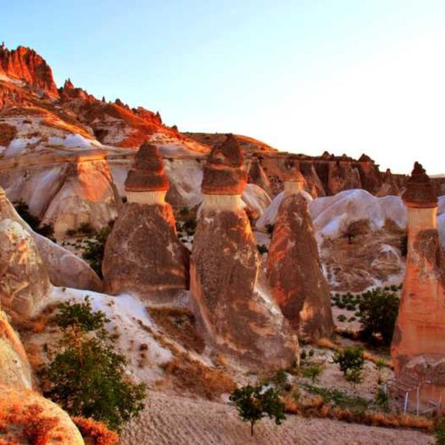Red Tour in Cappadocia with Prof. Guide - Goreme Panorama View to Uçhisar Castle: A Morning Built for Photos