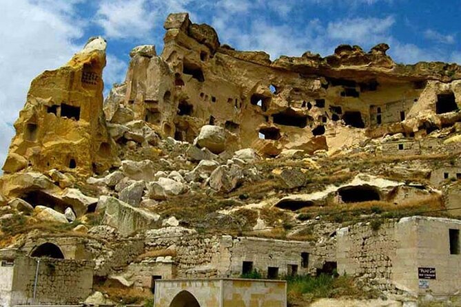 Red Tour ( North of Cappadocia ) - Devrent Valley and the imagination game