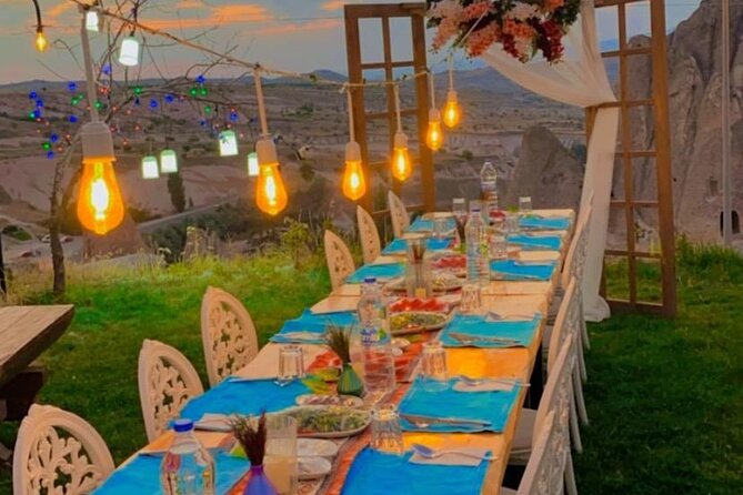 Romantic Cappadocia Sunset Dinner and Wine - Sunset views you can actually enjoy, plus blankets and heat