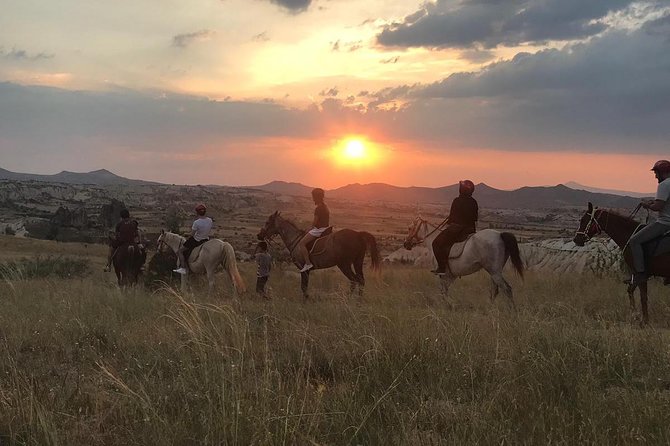 Sunset Horsebackriding-Tour through the Valleys of Cappadocia - Why the 3:30 pm sunset timing matters in Cappadocia