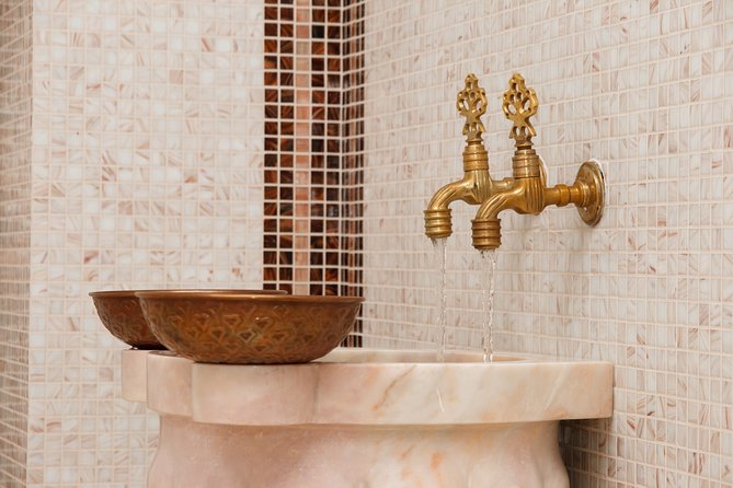Traditional Turkish Bath Experience in Cappadocia - Sauna, steam room, pool, and showers: What you can use onsite